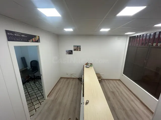 Local Comercial en Venta y Alquiler en el Corazón de Anteque - foto 4