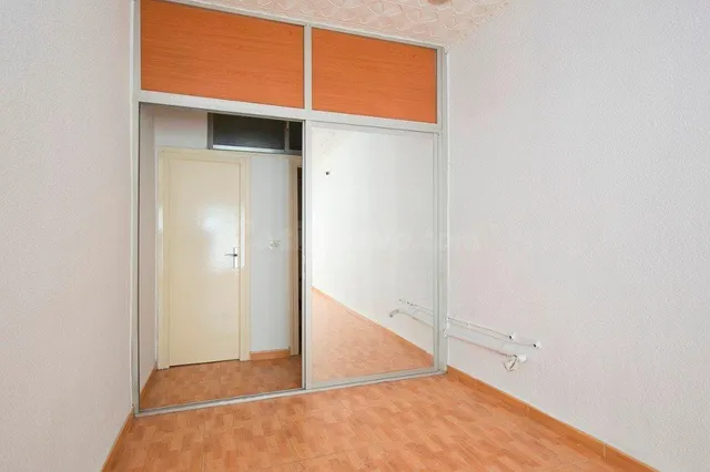 Local en alquiler en Zaidín. - foto 3