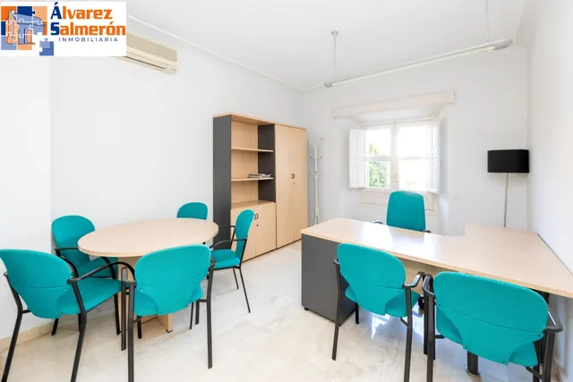 Gran vivienda en Plaza Los Campos - 7 habitaciones — 19