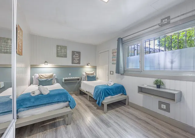 Chalet 12 habitaciones 500m² en venta - Marbella — 16