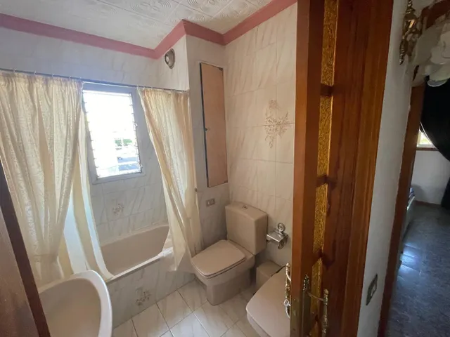 ¡AMPLIO Y LUMINOSO PISO DE 4 habitaciones EN LA CUESTA! — 17