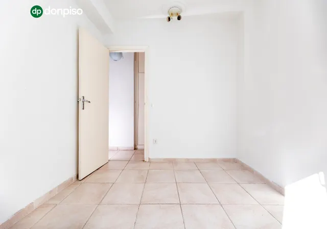 ☀️ Luz, balcón y ubicación: una oportunidad única en Acera de San Ildefonso — 18