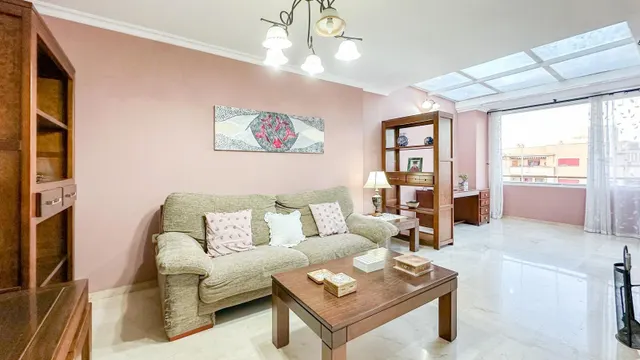 ÁTICO CON SOLÁRIUM EN AVDA. IMPERIO ARGENTINA. MÁLAGA — 9