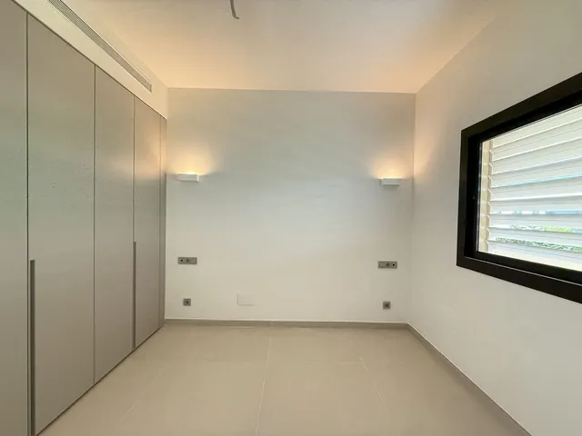 Apartamento 3 habitaciones 111m² en venta - Centro — 25