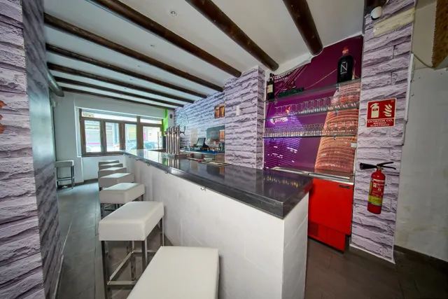 Oportunidad de bar en el corazón de Granada — 13