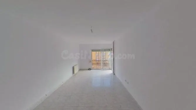 PISO EN VENTA EN SALT - GIRONA