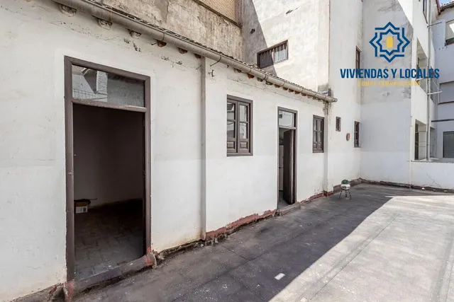 GRAN PROPIEDAD CON 10 DORMITORIOS EN SAN ANTON — 35