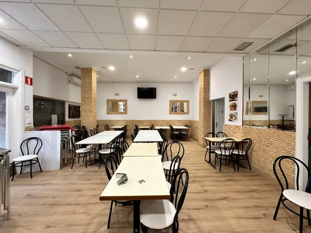 Oportunidad Única: Local Comercial Totalmente Acondicionado en San Pedro del Pinatar (Murcia) — 18