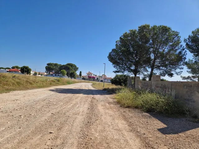 TERRENO URBANO EN VENTA – MIAMI PLATJA (TARRAGONA) A PASOS D - foto 2