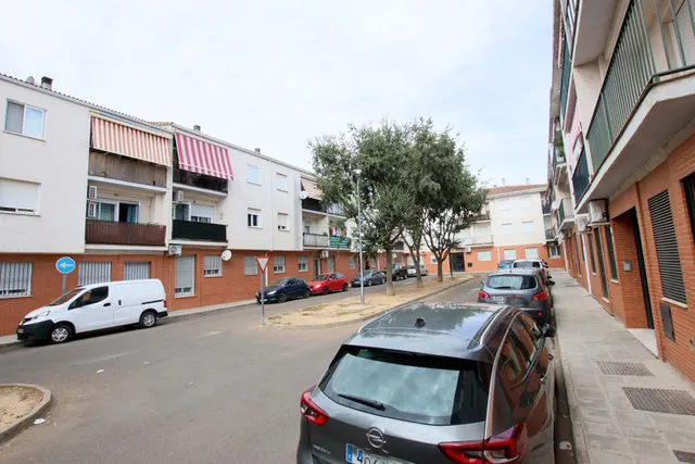 Piso para entrar a vivir con plaza de garaje y trastero en Montijo — 26