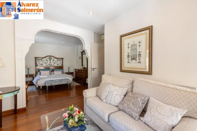 ¡CASA CON ENCANTO Y VISTAS EN PLENA PLAZA DE SANTO DOMINGO... EN EL EMBLEMÁTICO BARRIO DEL REALEJO! — 16