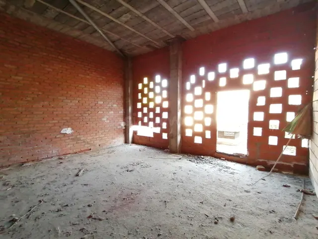 Local en Pleno Centro de Cáceres, con Patio. Puede ser ideal - foto 4