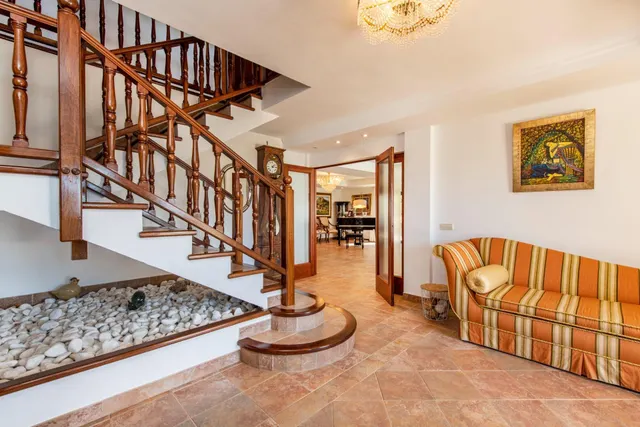 EXCLUSIVA VILLA CON VISTAS A LA BAHÍA DE PALMA EN MARRATXI — 39
