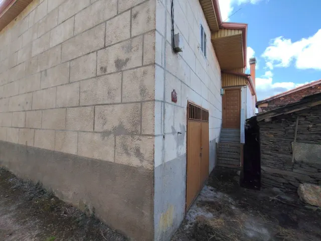 Casa independiente, a reformar -tejado nuevo-. Maceda . Alquiler con opción a compra — 6