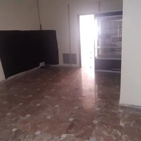 Local Comercial — 9