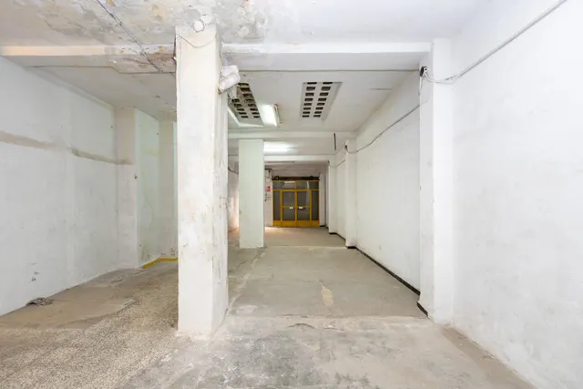 ¡Oportunidad Única en Angel Barrios! Local de 147m2 por solo 190.000€ — 11