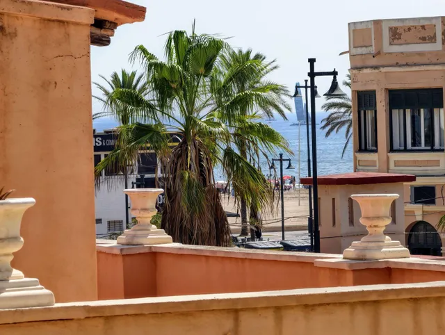 Tríplex 8 habitaciones en venta - Playa de la Malvarrosa — 35
