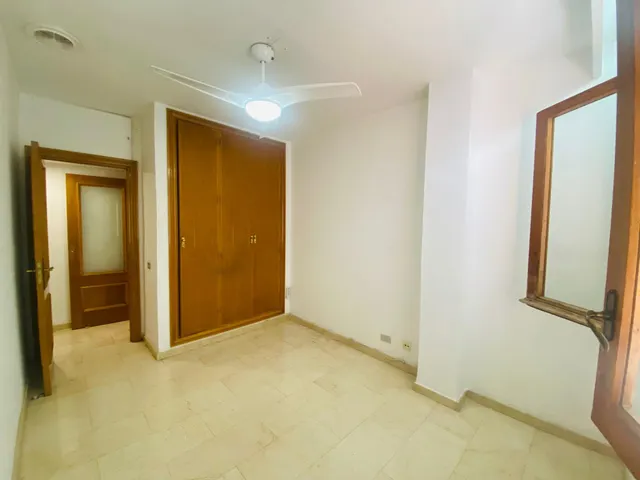 ✨ Amplio piso con gran potencial en Santa Catalina ✨ — 28