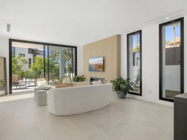 Chalet 5 habitaciones 670m² en venta - Marbella — 8