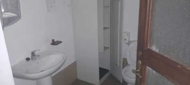 OFICINA TOTALMENTE REFORMADA DE 300 M2 EN ALQUILER | 1.700 €/MES — 9