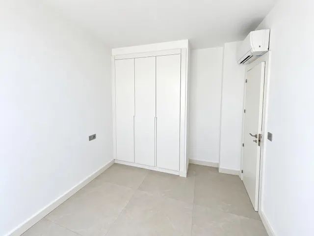 CHALET INDEPENDIENTE DE OBRA NUEVA, 4 DORMITORIOS, 3 BAÑOS, PISCINA EN ZONA MUY TRANQUILA EN ALBIR — 9