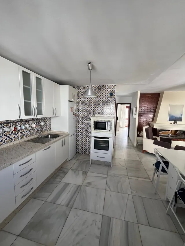 CHALET EN CENTRO ESTEPONA DE 4 habitaciones — 17