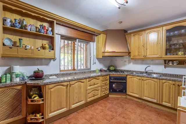 Espectacular Chalet en Ogijares - Ideal para Familias — 25