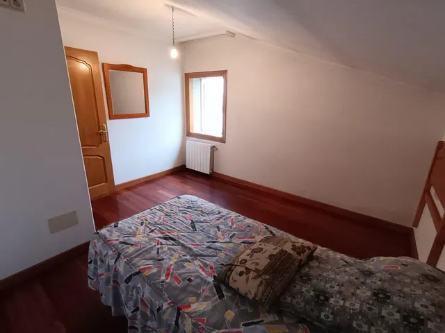 ¡INCREIBLE OPORTUNIDAD! Casa o Chalet en venta en Redondela — 28