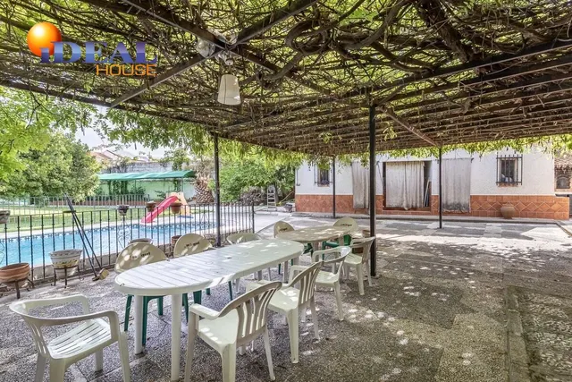 Espectacular Chalet en Ogijares - Ideal para Familias — 7