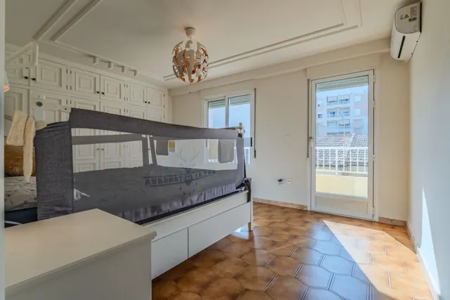 Dúplex 5 habitaciones 234m² en venta - Pueblo — 28