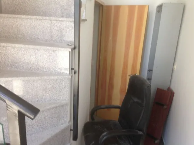 OFICINA DE ALQUILER ZONA ALTA — 4