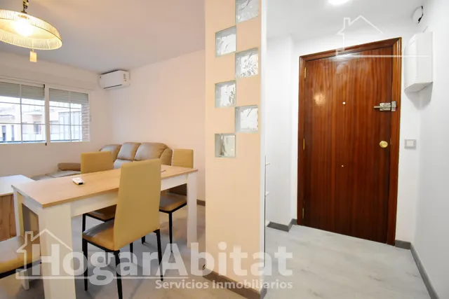 Bonito, luminoso y reformado con gran terraza, balcón y ascensor, cerca del centro — 24