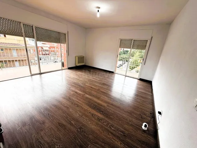 Vive el centro de Malgrat con espacio u mucha luz - foto 4