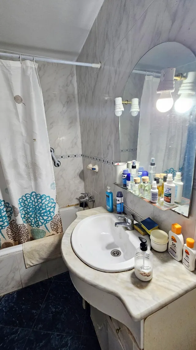 APARTAMENTO DE 2 DORMITORIOS A 100 MTS DE LA PLAYA EN BENALMÁDENA — 16