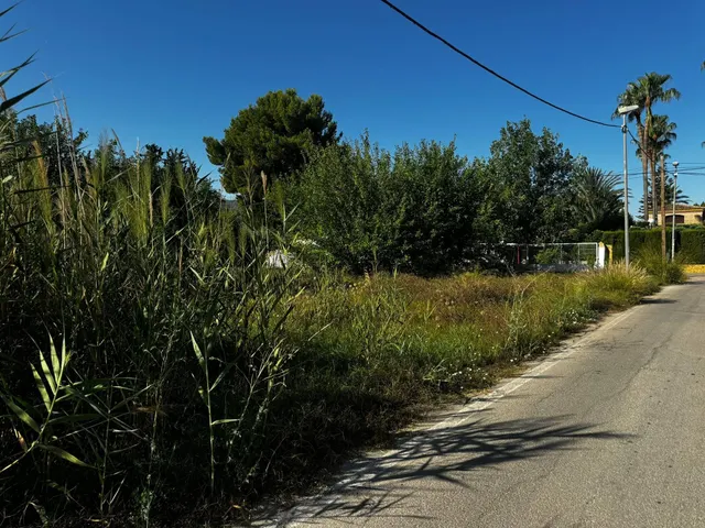 TERRENO URBANO DIRECTO EN BARRIO EL PROGRESO DE 3393 M2. — 2
