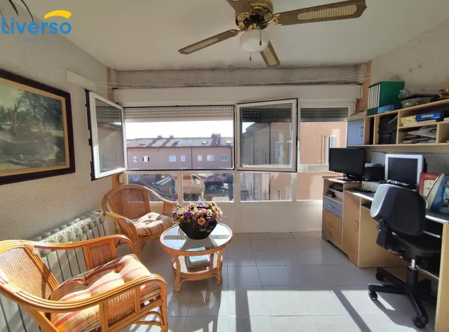 Amplio adosado de 4 dormitorios y con terraza de casi 10 m2. — 28