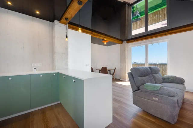 PRECIOSO APARTAMENTO TOTALMENTE REFORMADO CON VISTAS FRONTALES AL MAR — 5