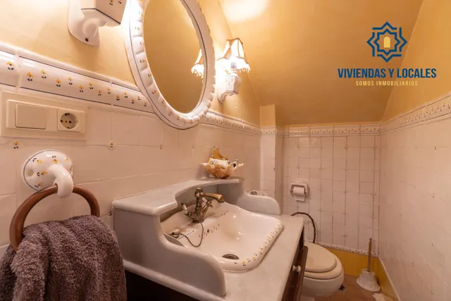 Chalet en venta en La Zubia con Licencia Turística — 40