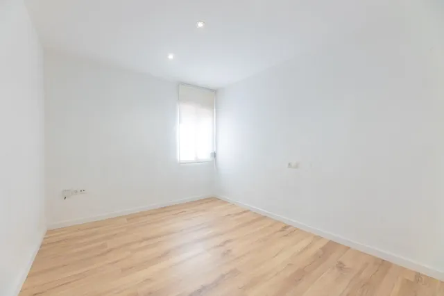 ¡LUMINOSO PISO TOTALMENTE REFORMADO, 100% EXTERIOR Y CON EXCELENTE LUZ NATURAL! — 19