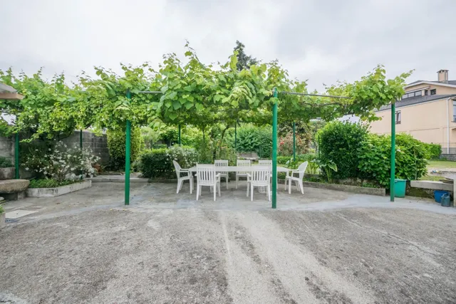 Vivienda multifamiliar con preciosa parcela en O Casal (Cull - foto 2