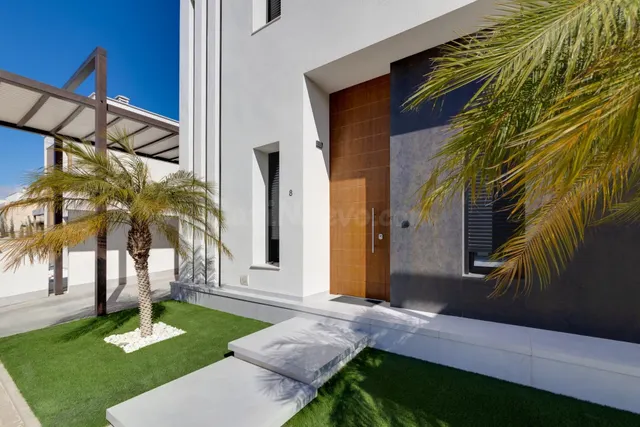 Villa de una sola planta con 3 dormitorios y piscina privada - foto 4