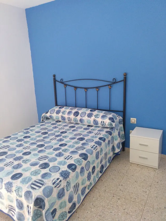 SE ALQUILA PISO PARA ESTUDIANTES — 10