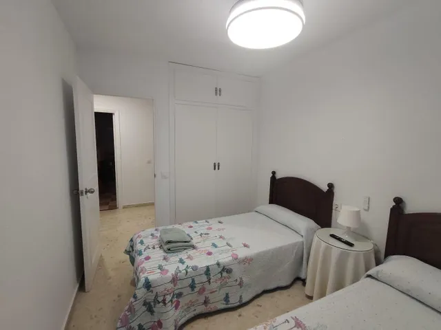 Piso en zona Valdelagrana — 16