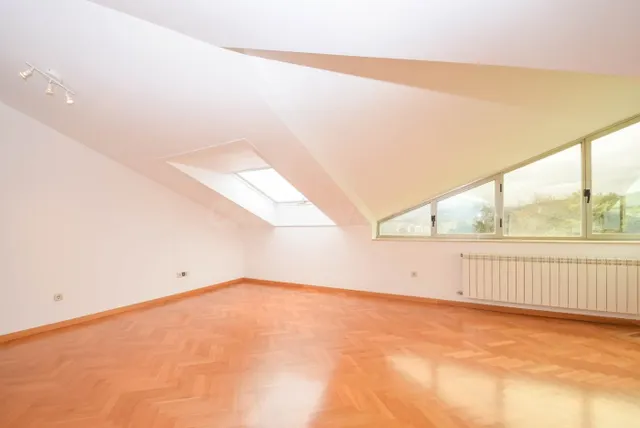 Apartamento de diseño en a corveira, Culleredo — 4