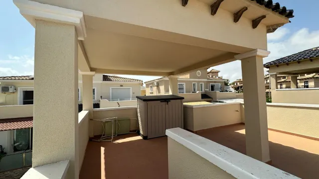 Villa 3 habitaciones en venta - Villamartin — 37