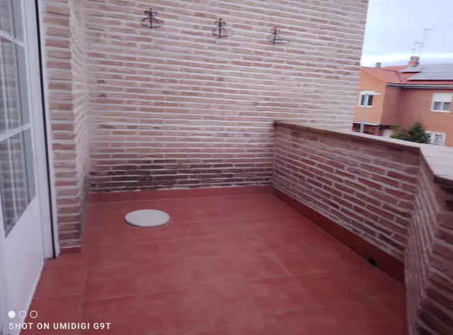 AOC VENDE ADOSADO 4 HAB, 3 BAÑOS, GARAJE Y TRASTERO — 49