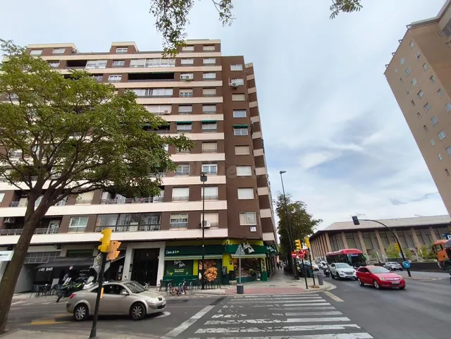 Piso de 54m2 útiles AMUEBLADO. Distribuido en dos dormitorio