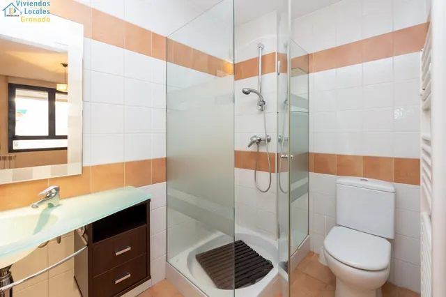 Casa exclusiva junto a Acera del Darro. Pleno centro de Granada. Seminueva y con ascensor propio — 32