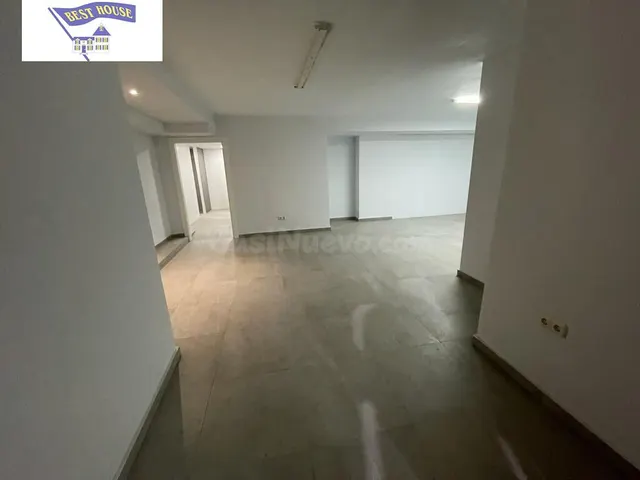 Local comercial 190m² en venta - Calle Ancha - foto 3