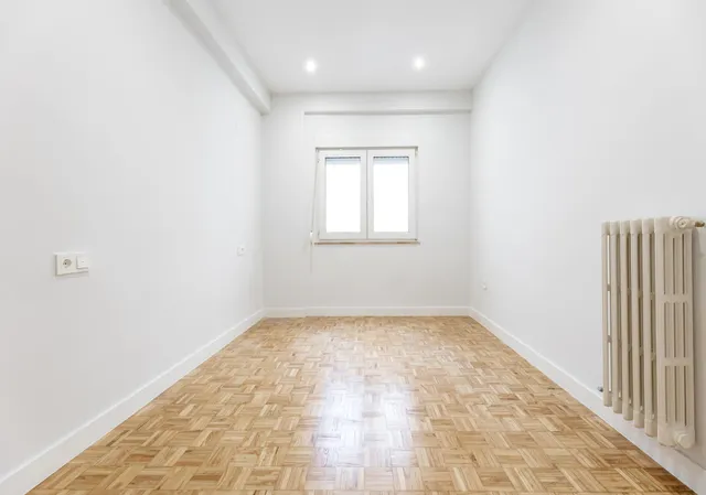 PISO DE 5 DORMITORIOS EN CALLE RECOGIDAS — 14